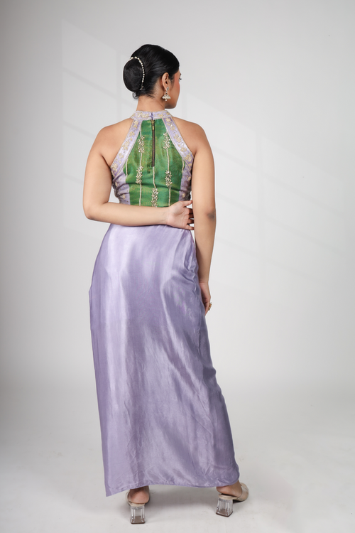 Meadow Muse – A harmony of lilac and emerald glow