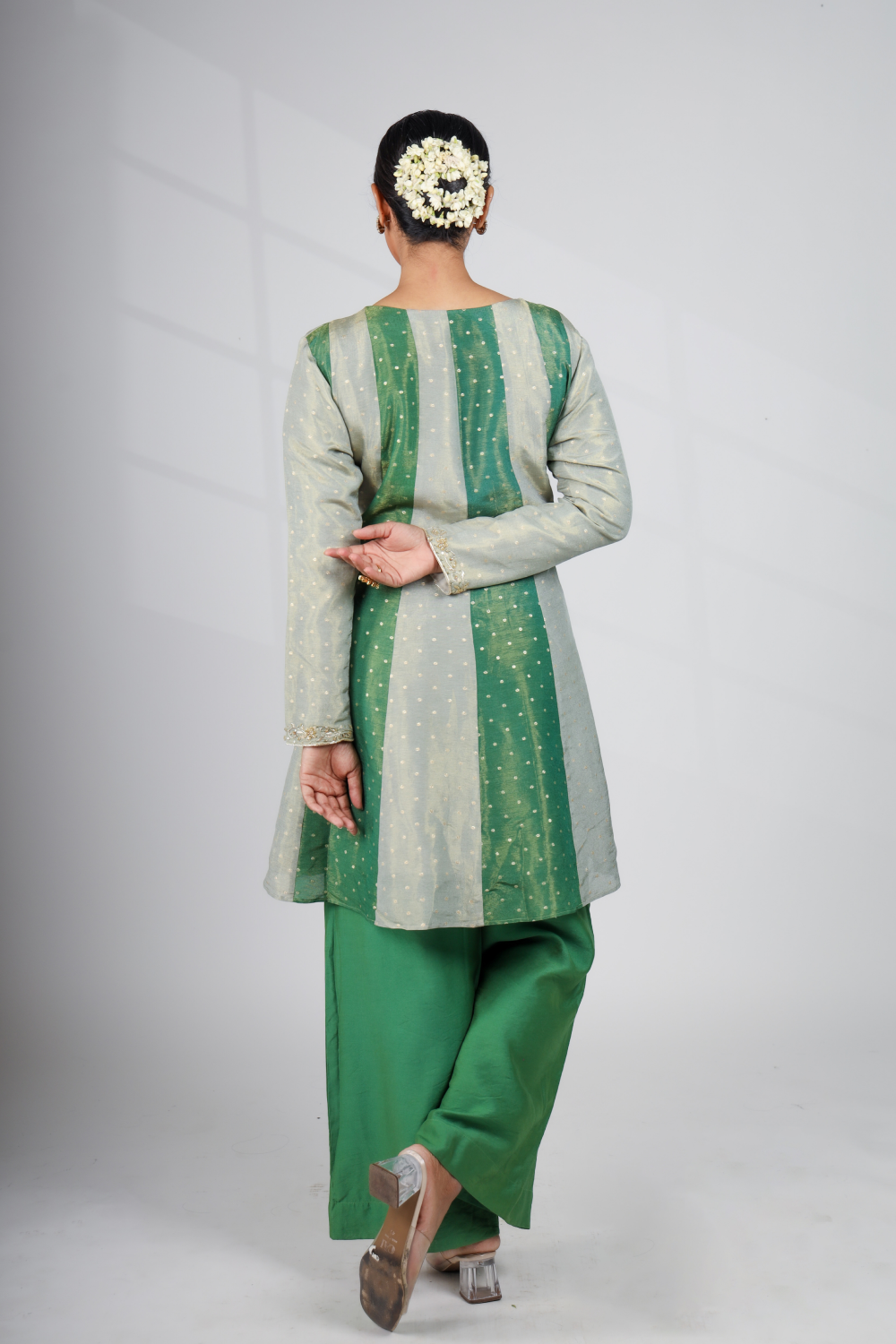 Forest Rhythm – Where earth meets elegance