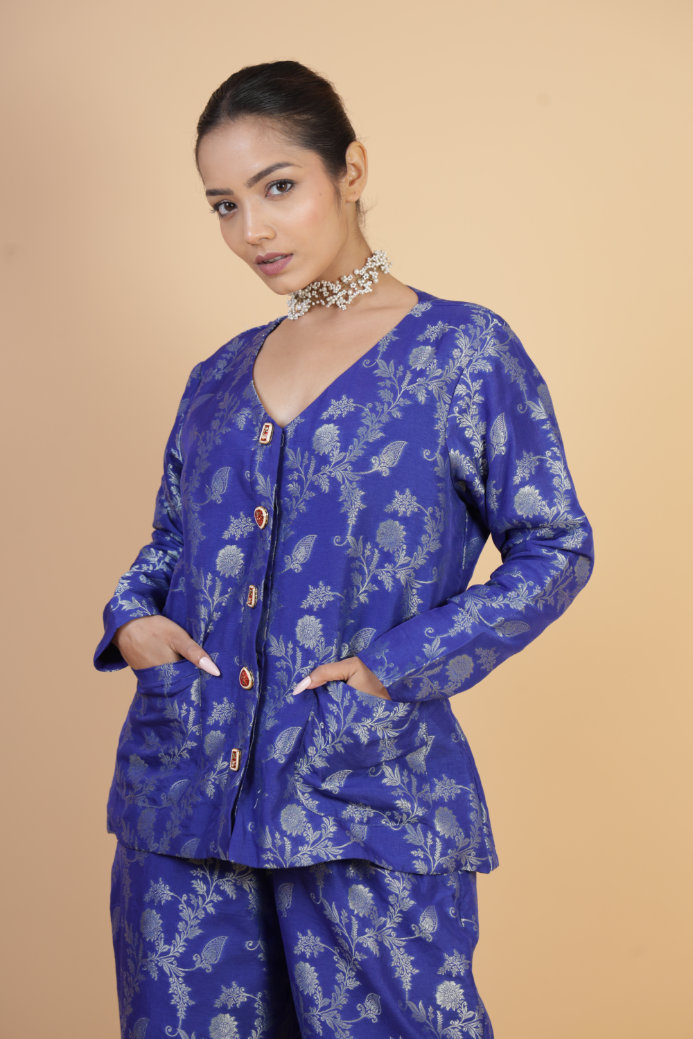 The Lustre Set | Aparajita