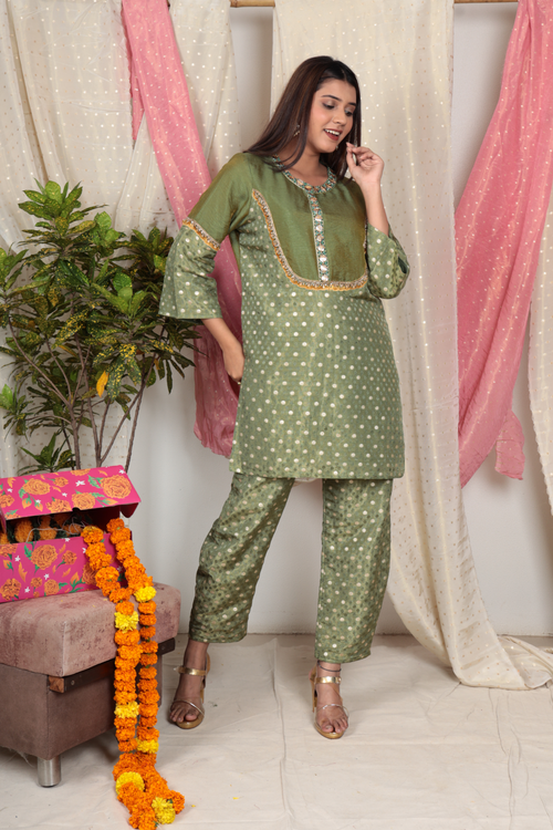 Taruja Olive Green Chanderi Tissue Kurta Set